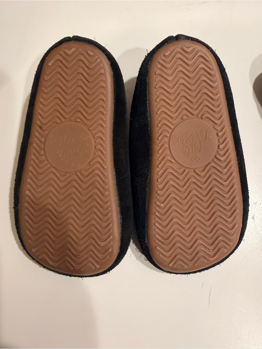 Girls Little Love Bug “Olivia” Black Suede with Hook-and-Loop Strap - Picture 2 of 3